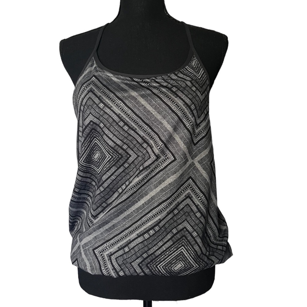 SALE THRU 8/14-  Fabletics Tank with Built-in sports bra (small)